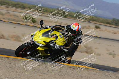 media/Oct-08-2022-SoCal Trackdays (Sat) [[1fc3beec89]]/Turn 9 Inside (10am)/